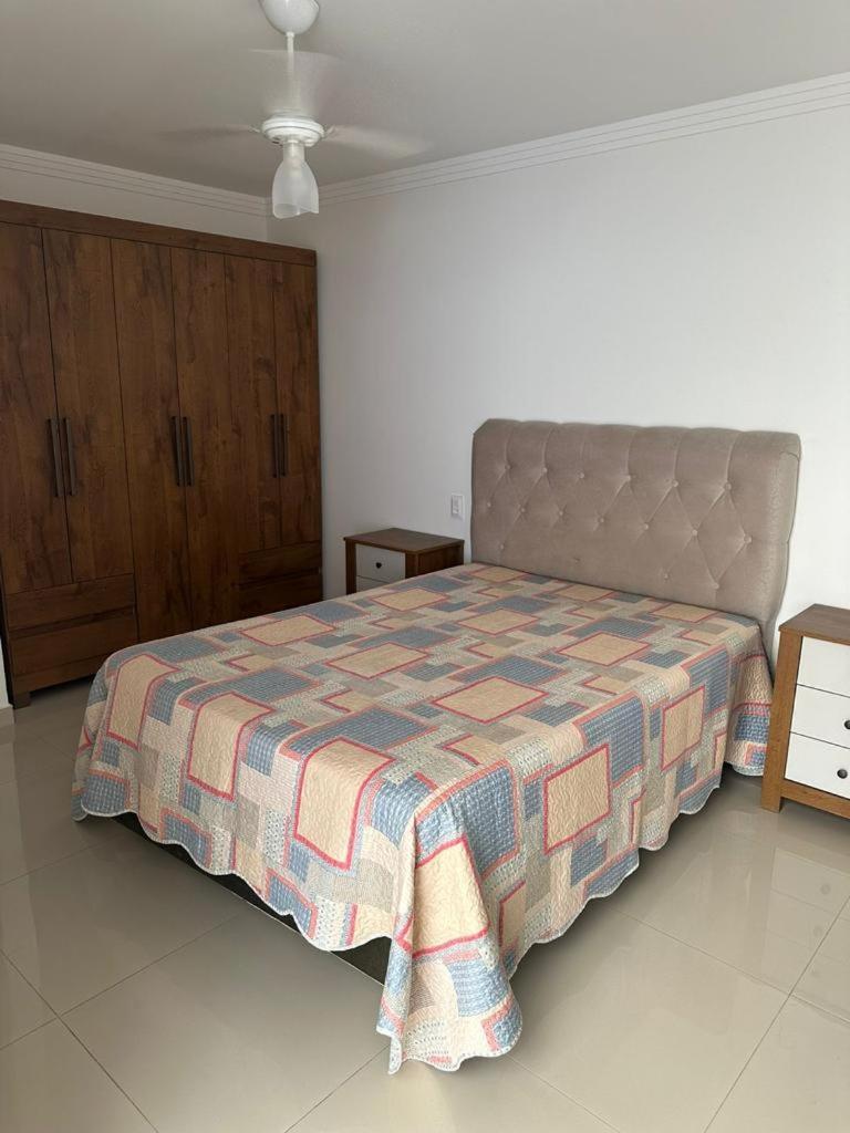 Apto 2 Quartos, 2 Min Da - Ampla Area Externa, Maximo 6 Pessoas!!! Guarapari